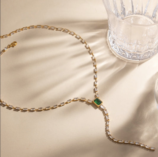 Summer Fridays Necklace
